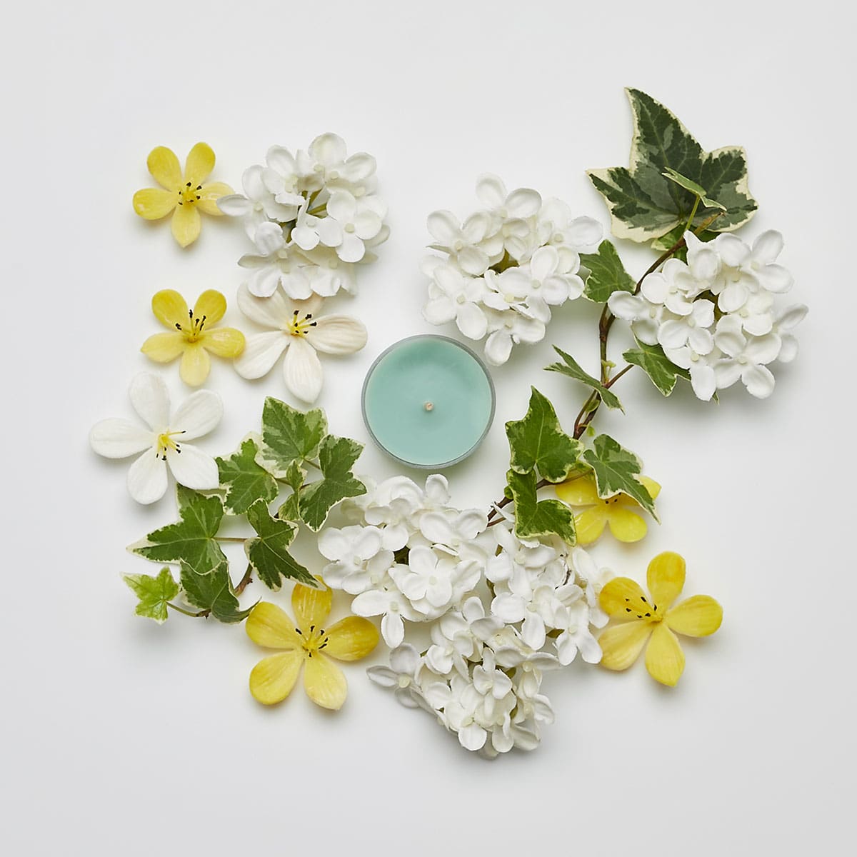 White Lilac &amp; Ivy Universal Tealight Candles