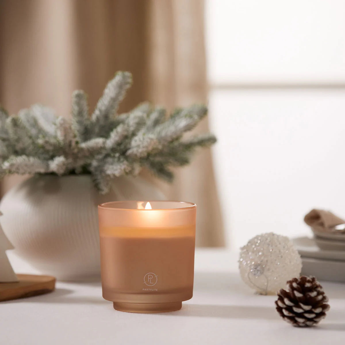 Refillable by PartyLite Woodland Sauna Jar Candle