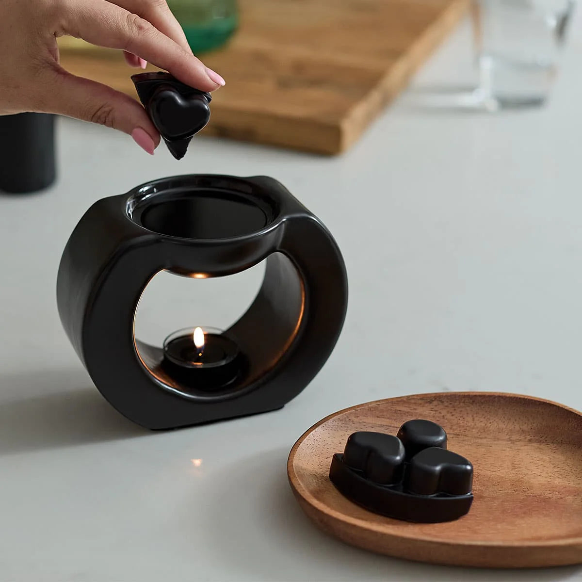 Gaia Fragrance Warmer - Black