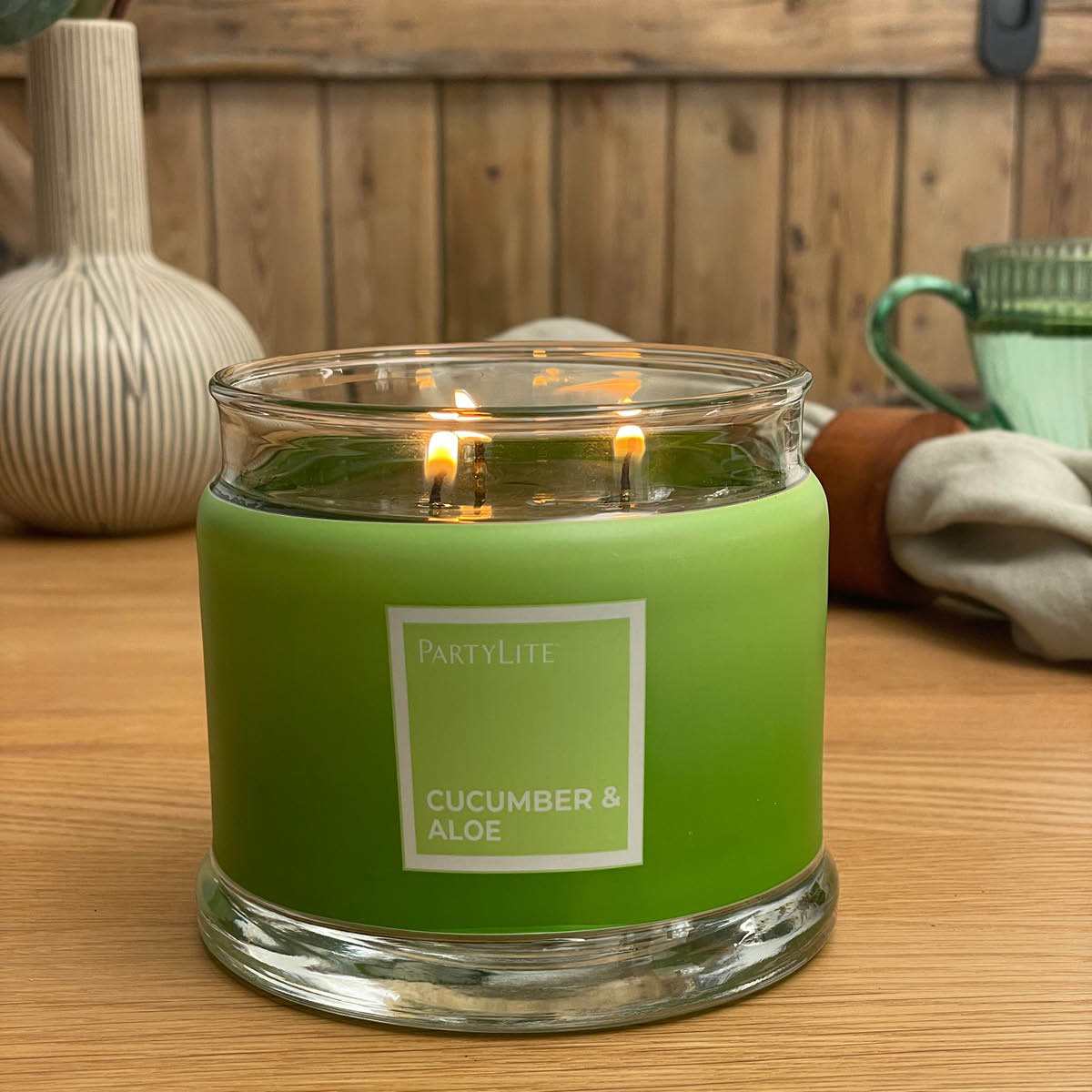 Cucumber &amp; Aloe 3-Wick Jar Candle