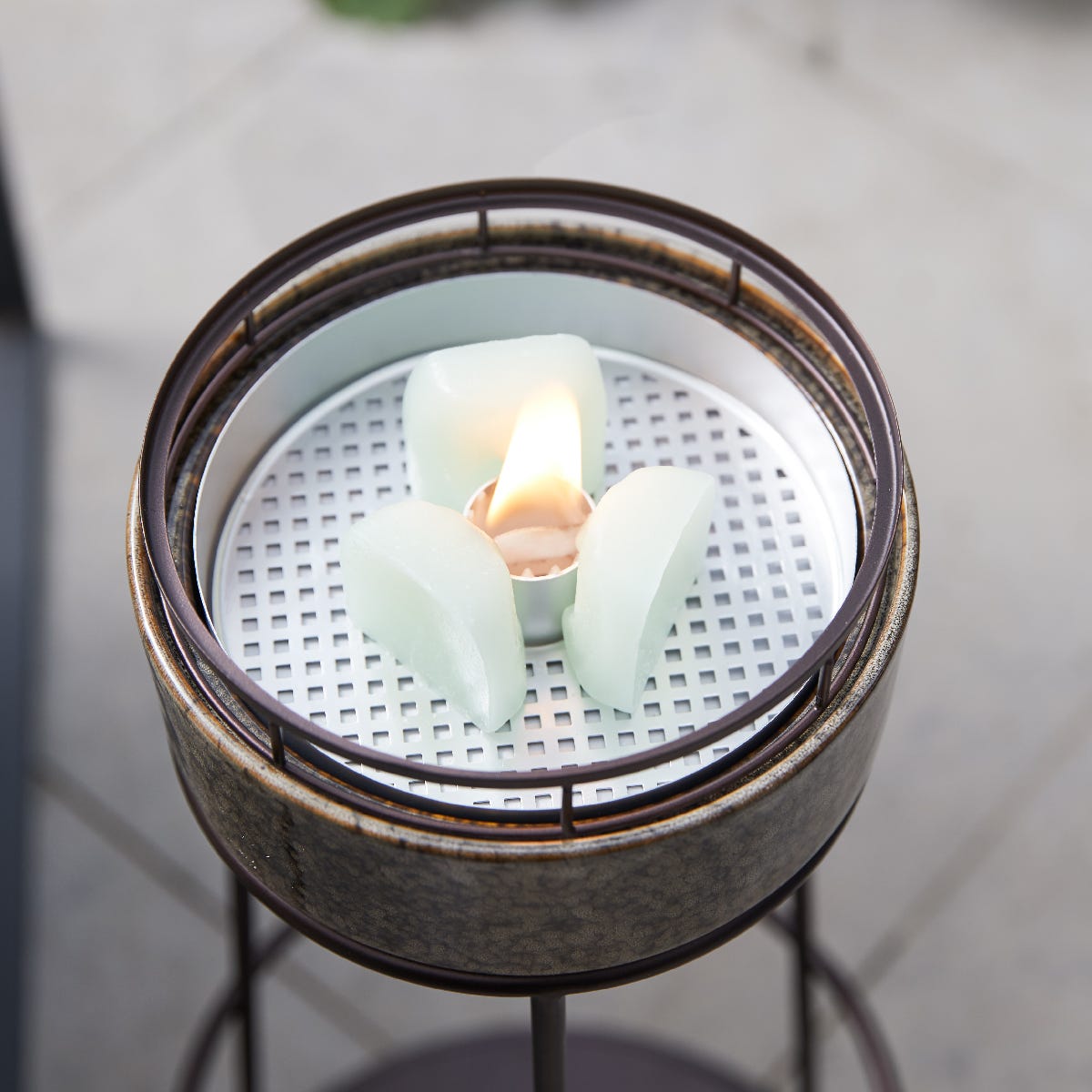 Geranium Citronella Fragrance Flame™ Wax Melts - Outdoor