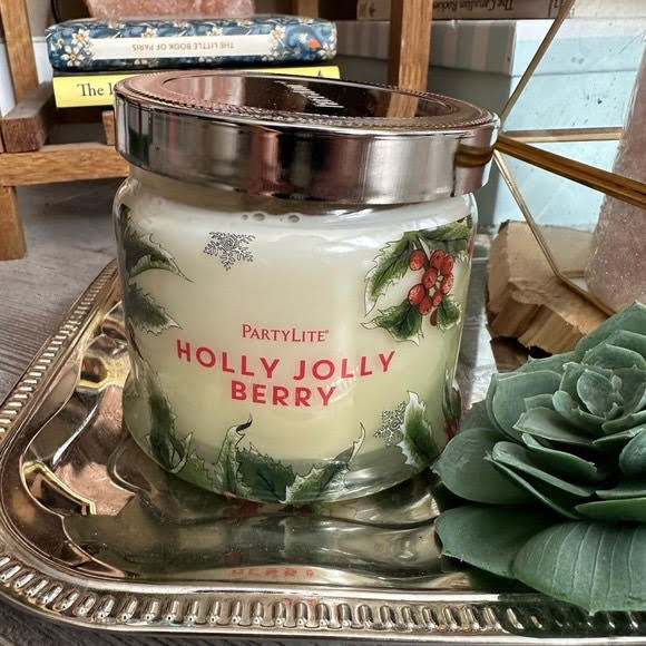 Holly Jolly Berry 3-Wick Jar Candle